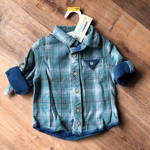 OshKosh 12 Months Botton up collard shirt - New with Tags
